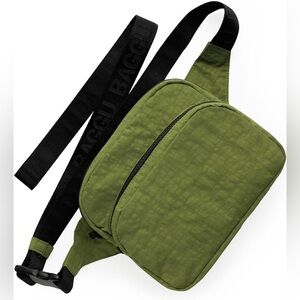 BAGGU Fanny Pack Sling Crossbody Bag Avocado Green